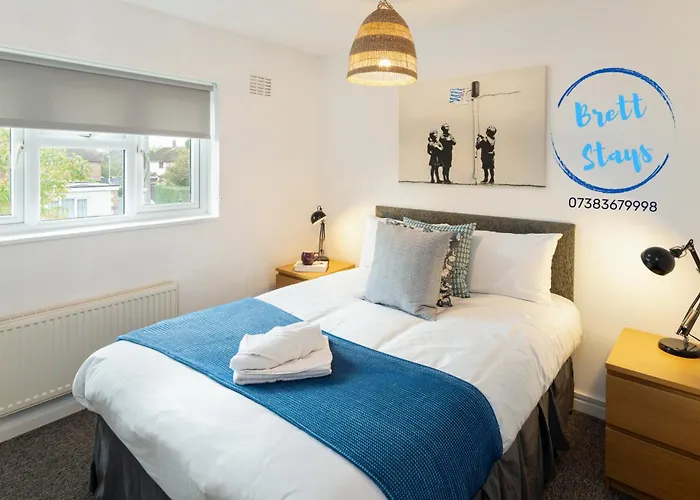 度假居 Free Parking Sleeps 7 Garden With Patio Gloucester Road