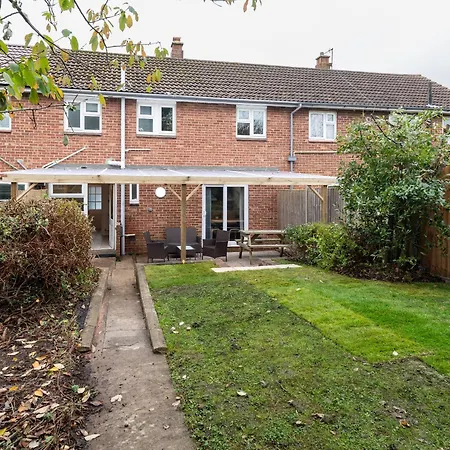 Free Parking Sleeps 7 Garden With Patio Gloucester Road * Bristol