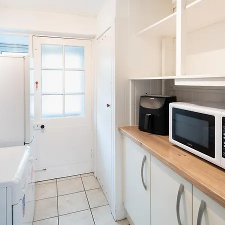 Free Parking Sleeps 7 Garden With Patio Gloucester Road * Бристоль