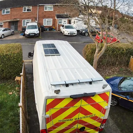Contractor Base Southmead Hospital 4 Bed Parking Sleeps 7