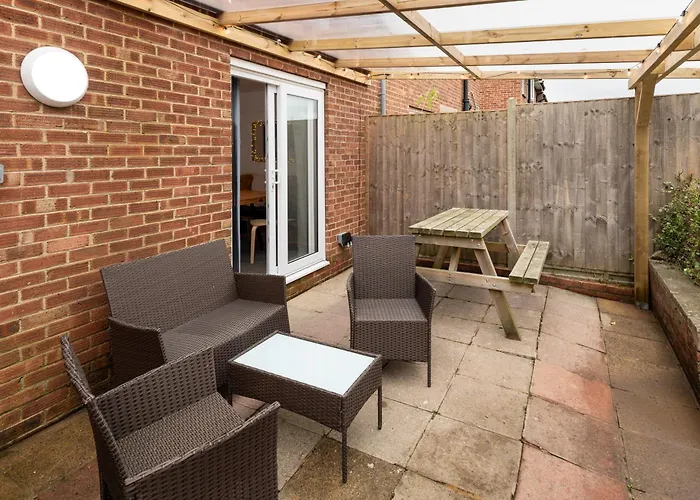 Nyaraló Free Parking Sleeps 7 Garden With Patio Gloucester Road
