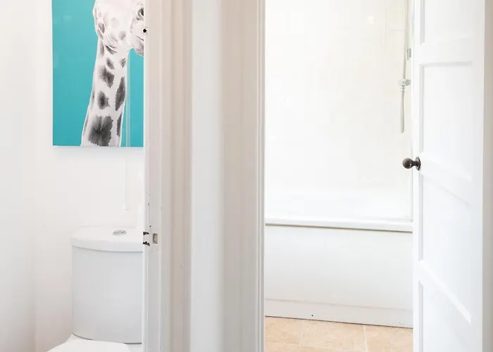 Free Parking Sleeps 7 Garden With Patio Gloucester Road Nyaraló Bristol