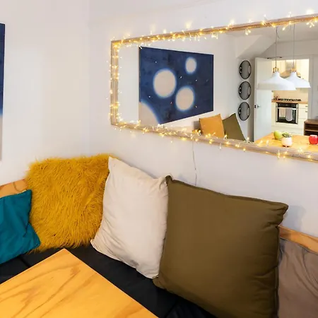 Free Parking Sleeps 7 Garden With Patio Gloucester Road * Bristol